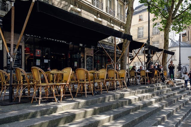 Mobilier de bar Marseille
